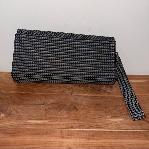 New Handmade Cotton Clutch Wristlet Bag Lots of CC Slip Pockets, Phone Money